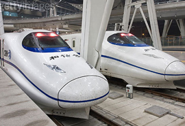 高鐵、動(dòng)車(chē)、機車(chē)