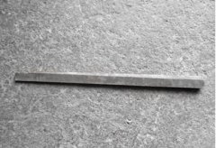 海天龍門(mén)加工中心的導軌上的鑲條在海天機床上